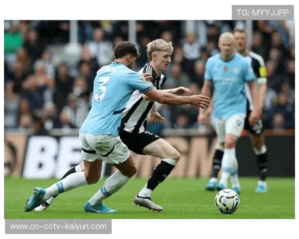 纽卡vs曼城第30分钟，巴恩斯空门打飞，错失良机